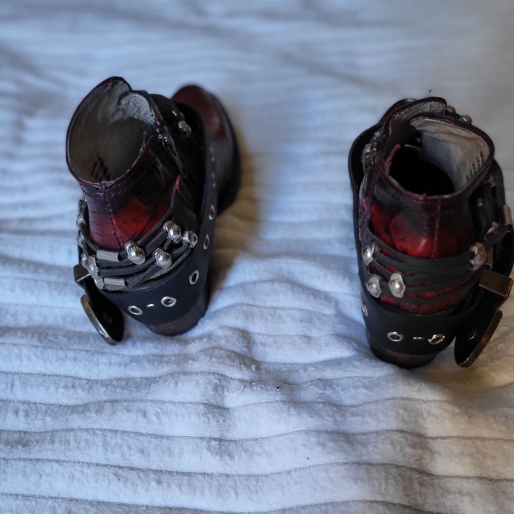 SOLD - Picture 5 of 11